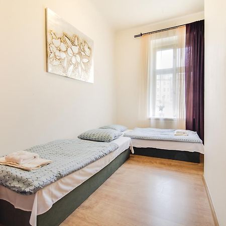 Aparthotel Zarra Praha Bagian luar foto