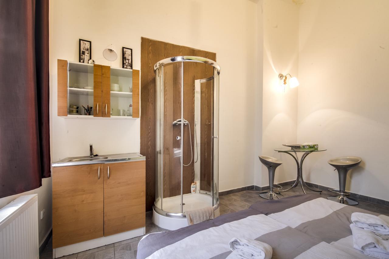 Aparthotel Zarra Praha Bagian luar foto