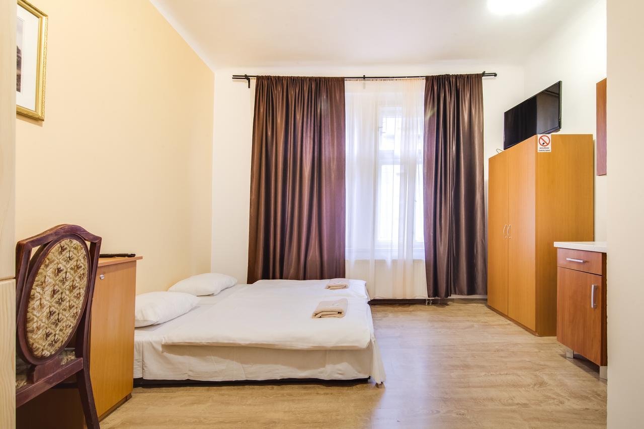 Aparthotel Zarra Praha Bagian luar foto